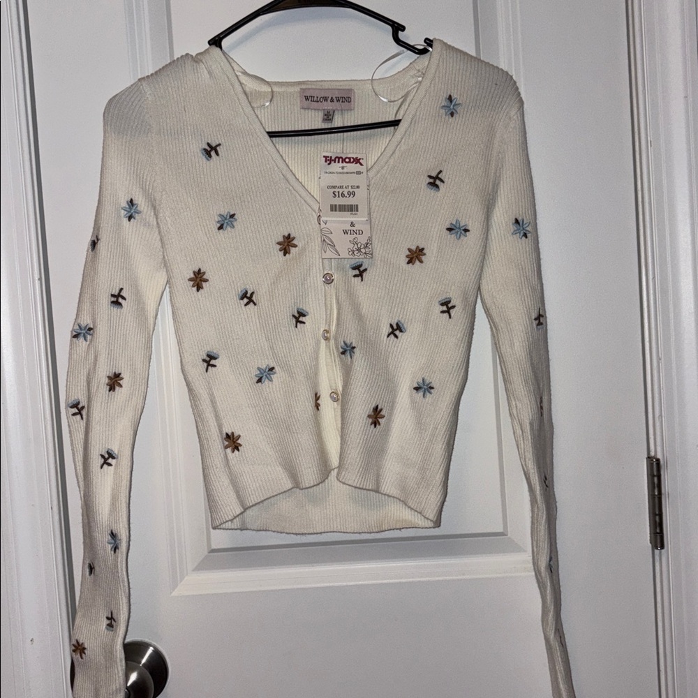 Willow & Wind Cream Cardigan with Floral Embroidery